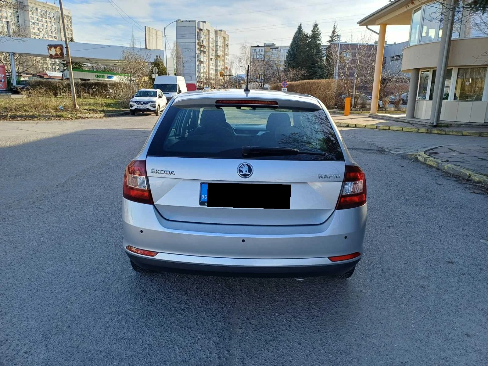 Skoda Rapid 1.6TDI Spaceback Facelift, снимка 6 - Автомобили и джипове - 56559737