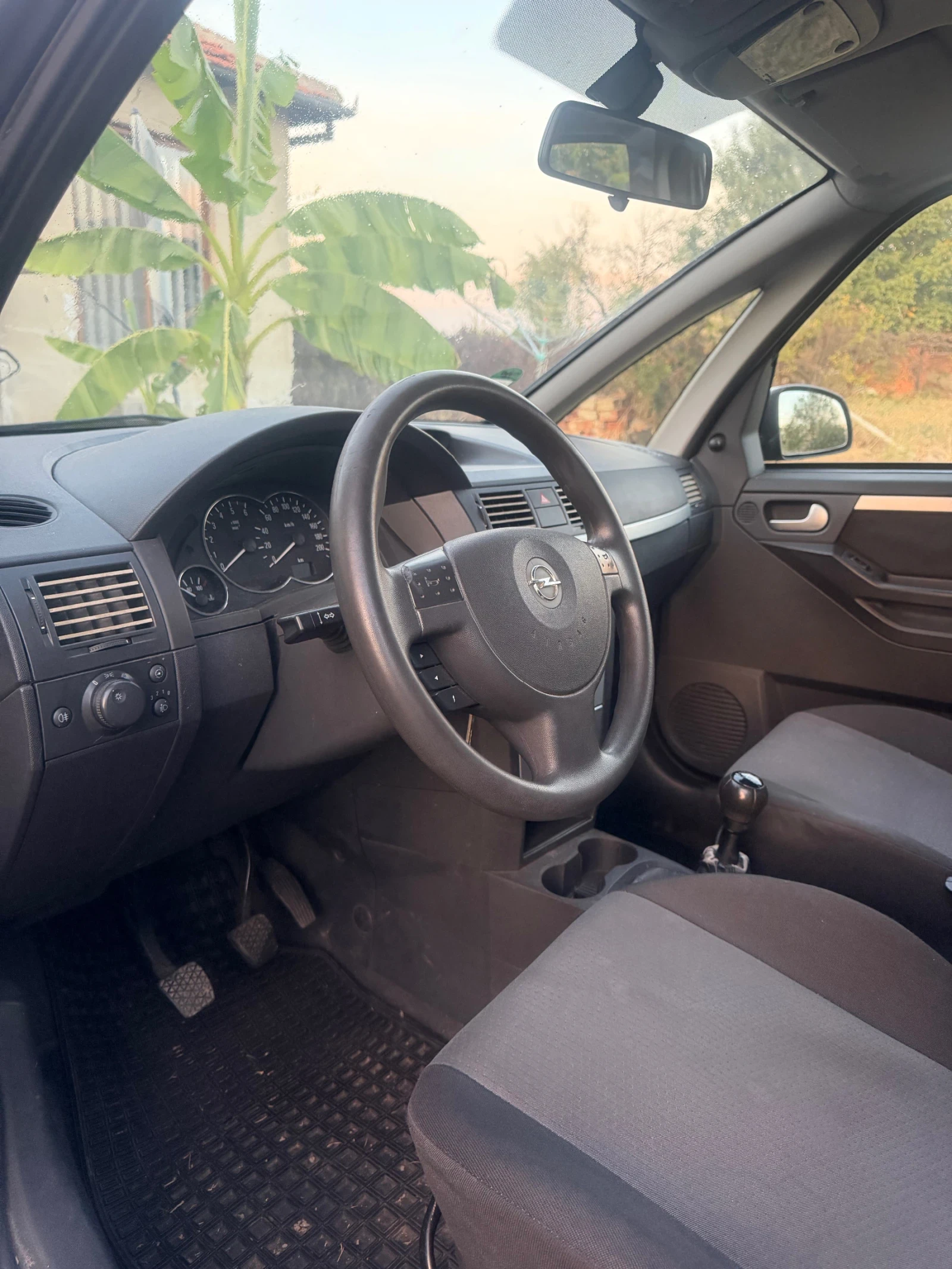 Opel Meriva, снимка 6 - Автомобили и джипове - 56589495