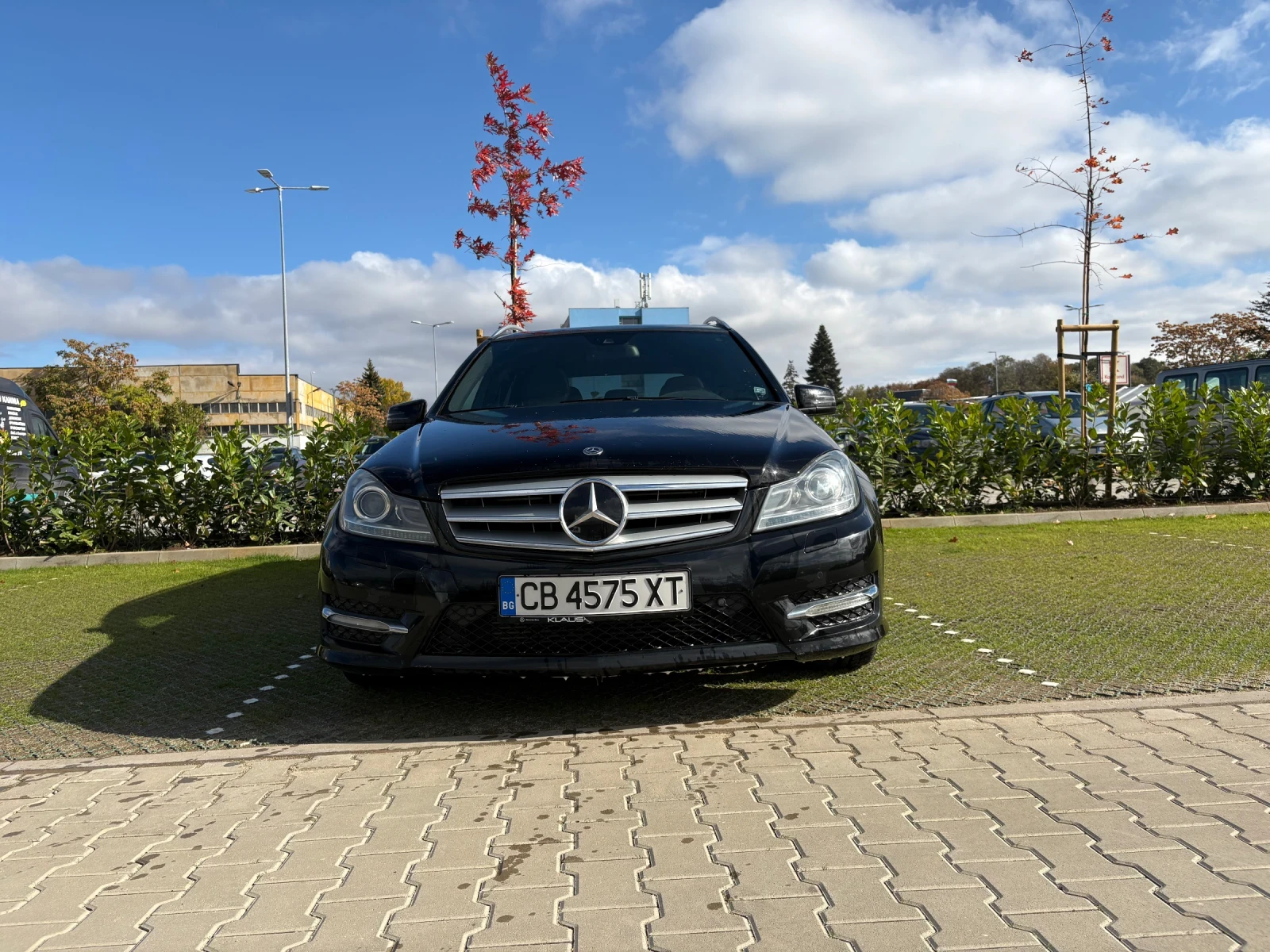 Mercedes-Benz C 220, снимка 3 - Автомобили и джипове - 56622381