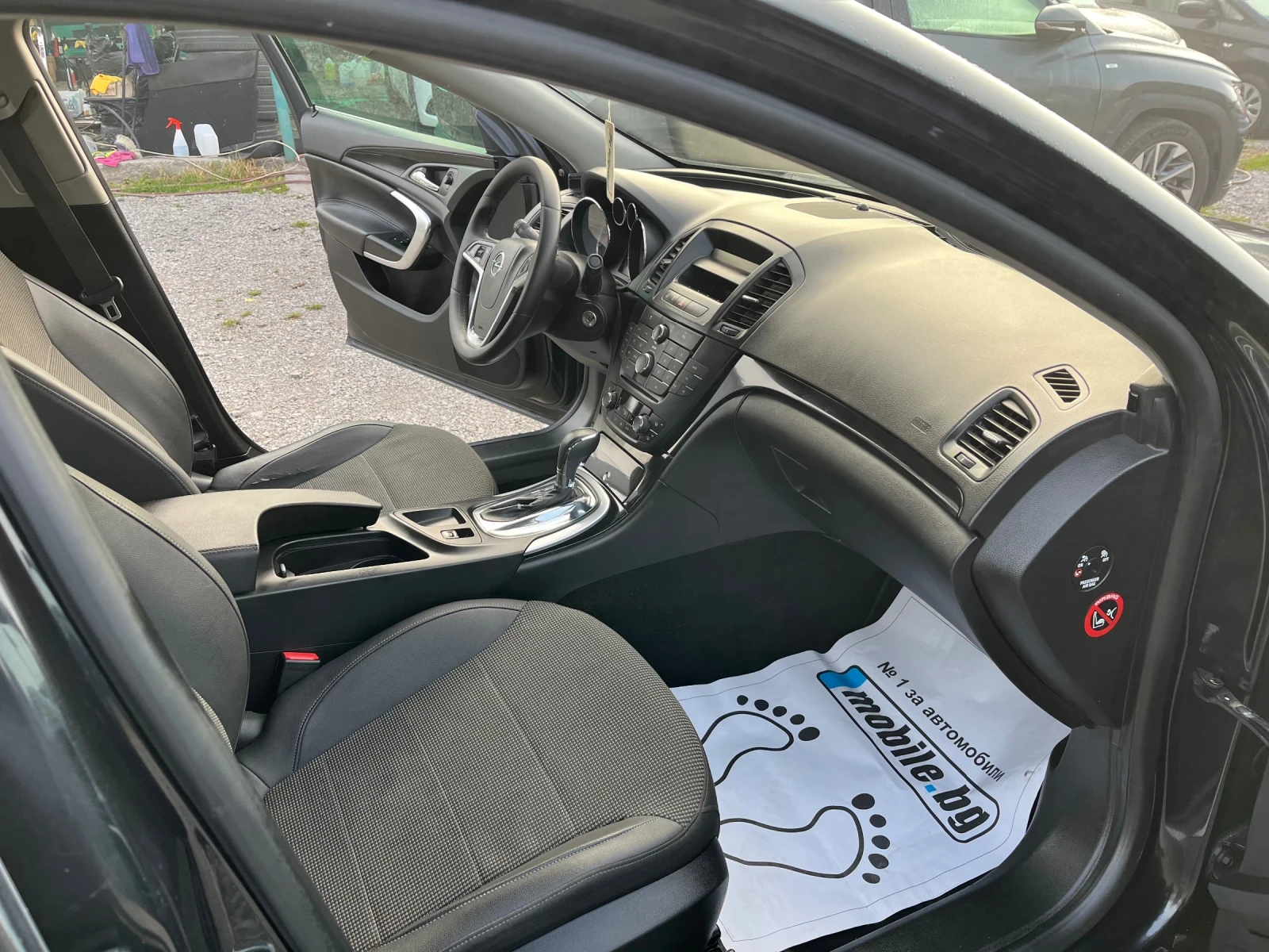 Opel Insignia 2.0 cdti avtomat, снимка 9 - Автомобили и джипове - 56632197
