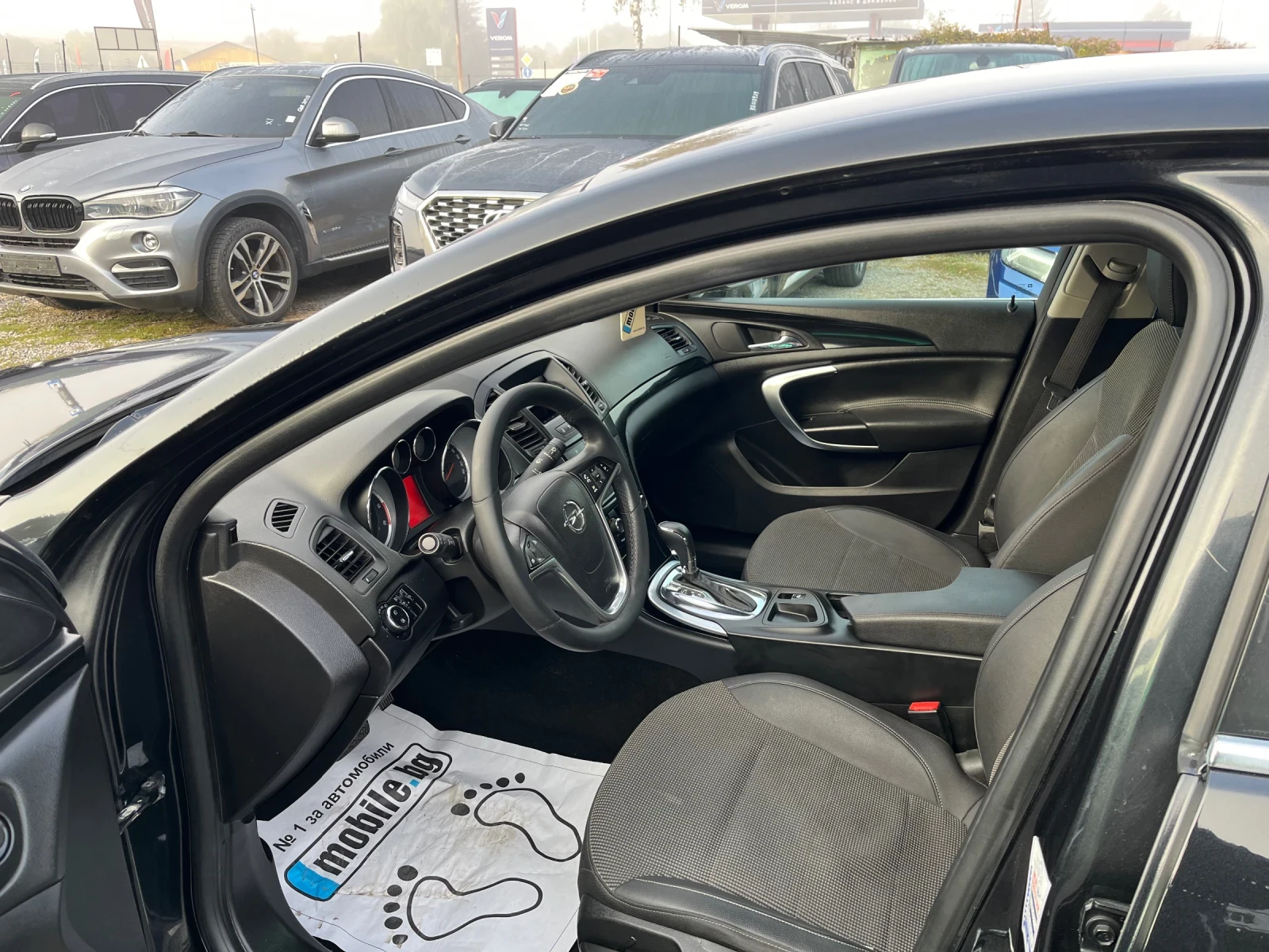 Opel Insignia 2.0 cdti avtomat, снимка 10 - Автомобили и джипове - 56632197