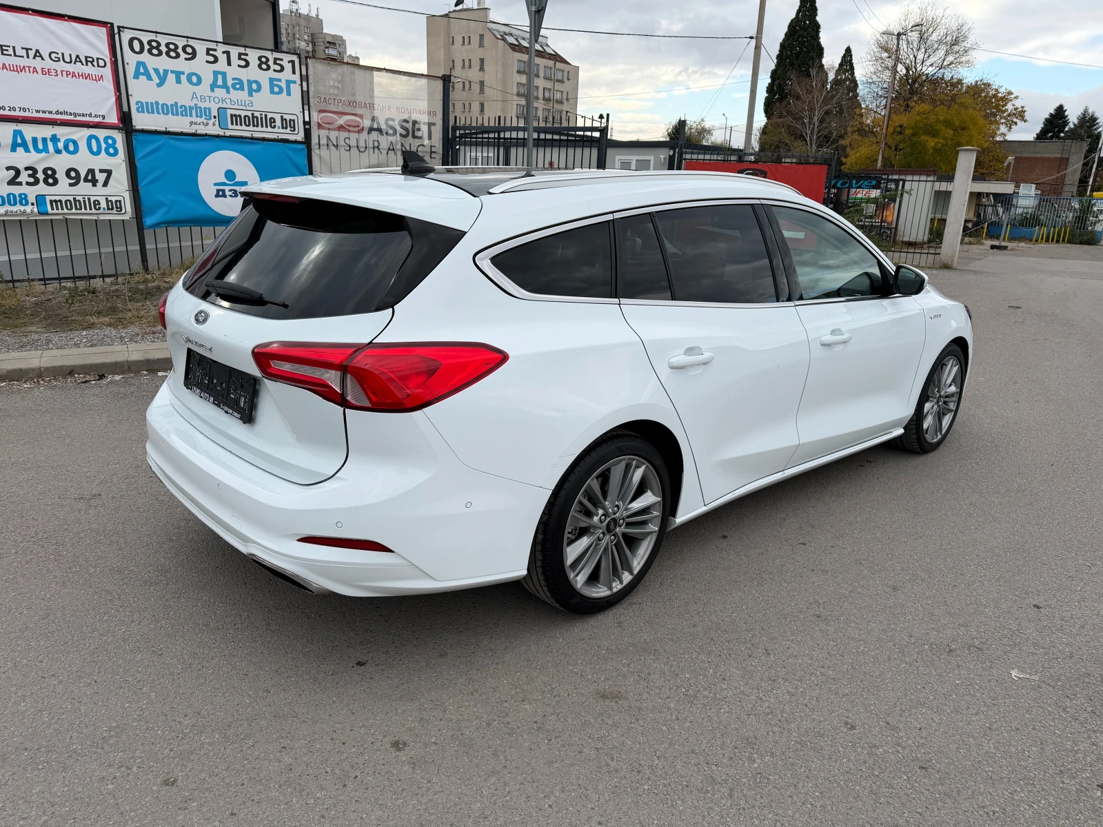 Ford Focus 2.0 TDCI VIGNALE 8EAT FULL LED PANO NAVI B&O FULL | Mobile.bg � ����������� 4