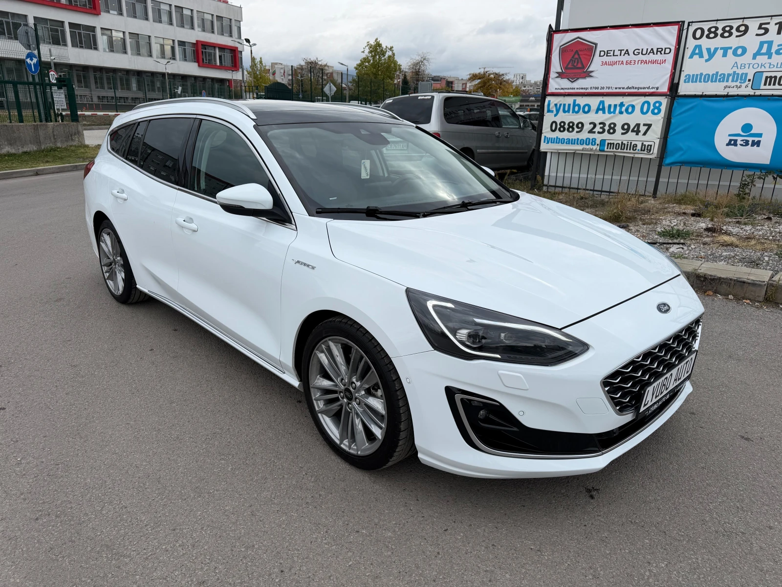 Ford Focus 2.0 TDCI VIGNALE 8EAT FULL LED PANO NAVI B&O FULL | Mobile.bg � ����������� 3
