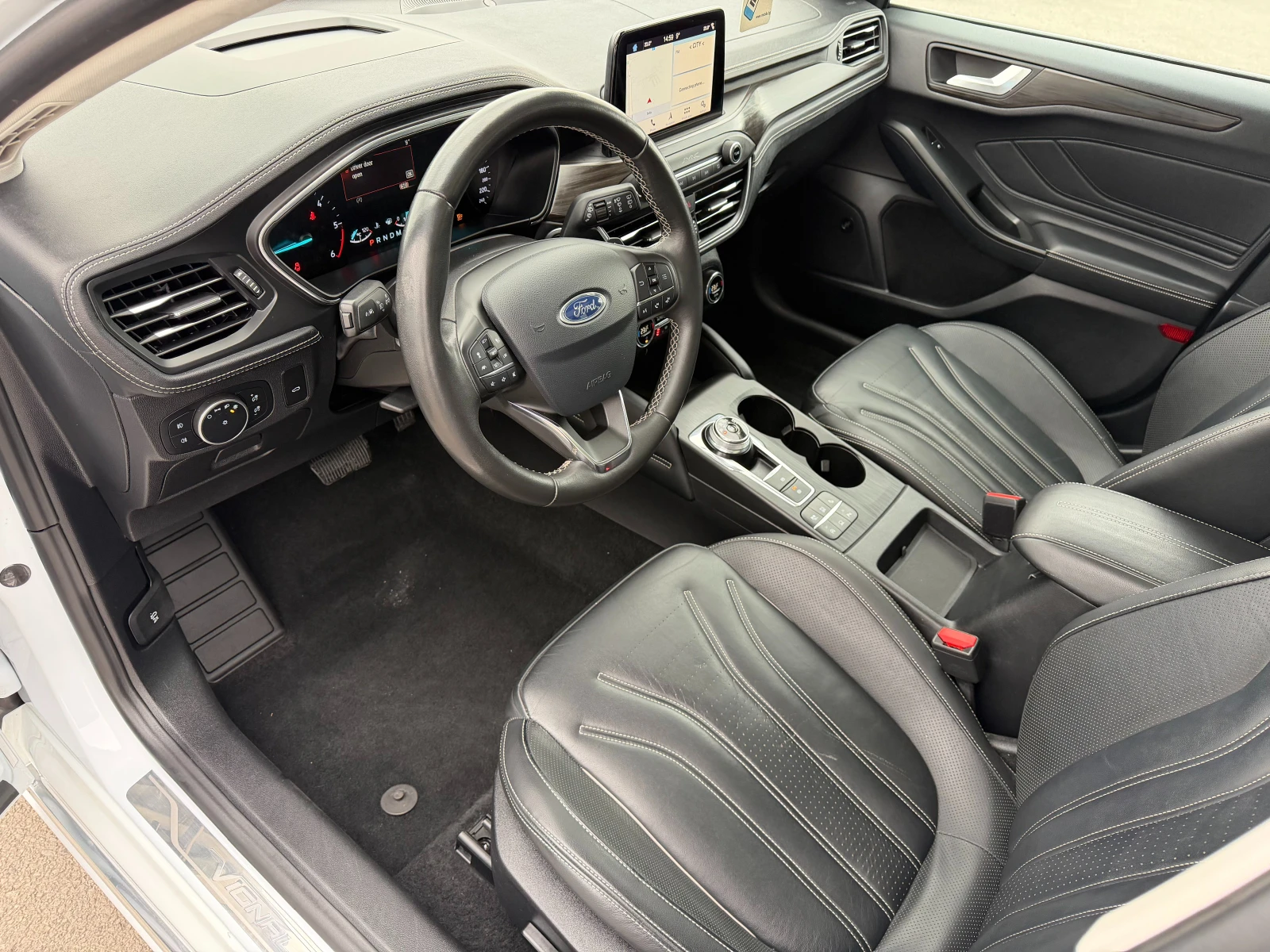 Ford Focus 2.0 TDCI VIGNALE 8EAT FULL LED PANO NAVI B&O FULL | Mobile.bg � ����������� 8
