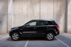     Suzuki Grand vitara 2.0  + CarPlay