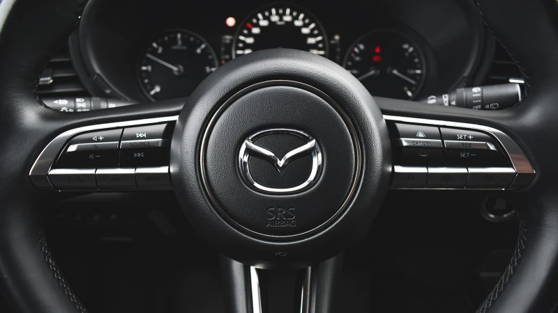 Mazda CX-30 1.8 SKYACTIV-D PLUS LUXURY 4x4, снимка 9 - Автомобили и джипове - 45558877