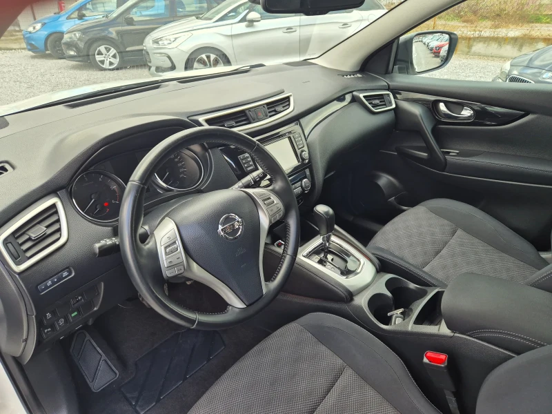 Nissan Qashqai 1.6 DCi Auto!!!, снимка 12 - Автомобили и джипове - 48080717