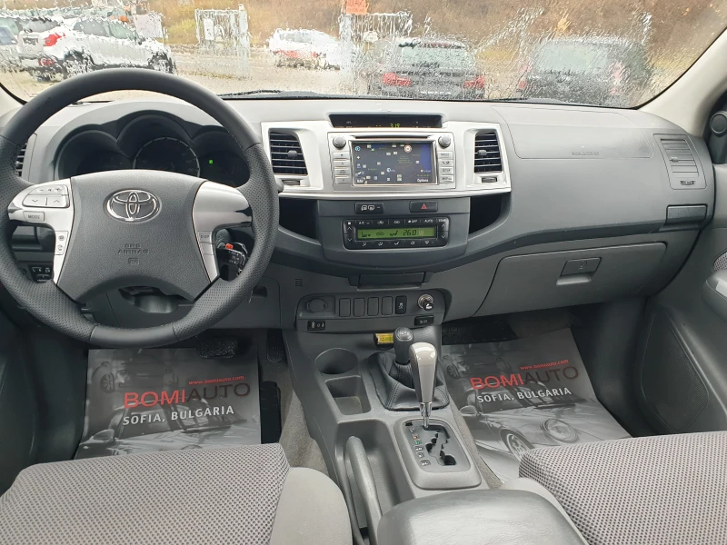 Toyota Hilux 3.0D-4D* 4X4* АВТОМАТИК* OFFROAD ПАКЕТ* HARDTOP* , снимка 7 - Автомобили и джипове - 48249771