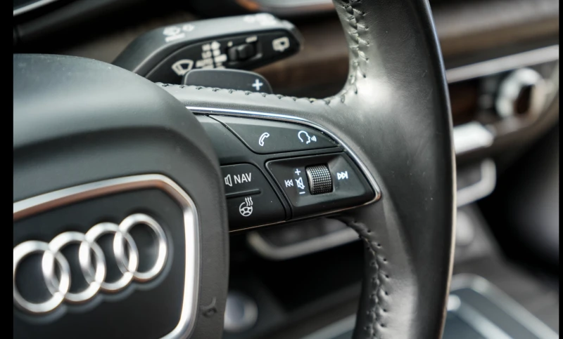 Audi Q5 Premium Plus Диг.табло* B&O* M.Toчка* Пано* , снимка 11 - Автомобили и джипове - 52636401