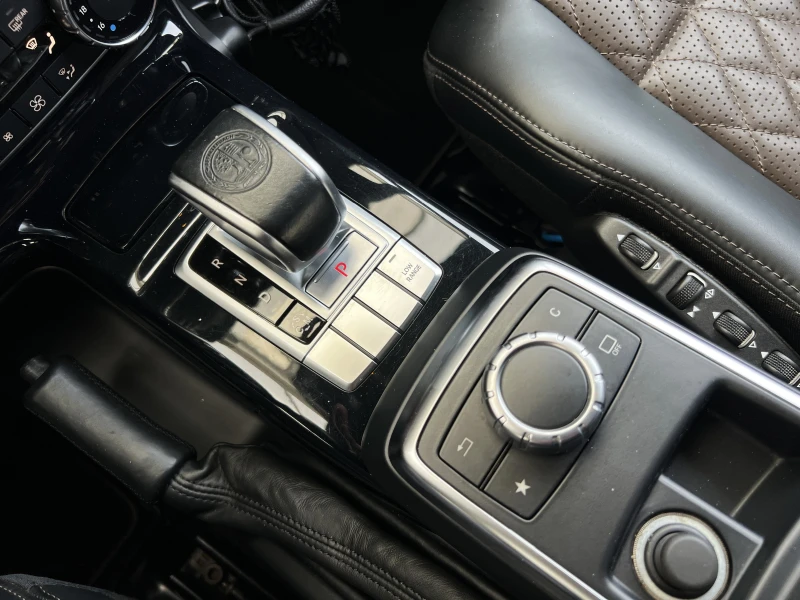 Mercedes-Benz G 63 AMG 4-MATIC/DESIGNO EXCLUSIV/HARMAN-KARDON/CAMERA/, снимка 13 - Автомобили и джипове - 52645321