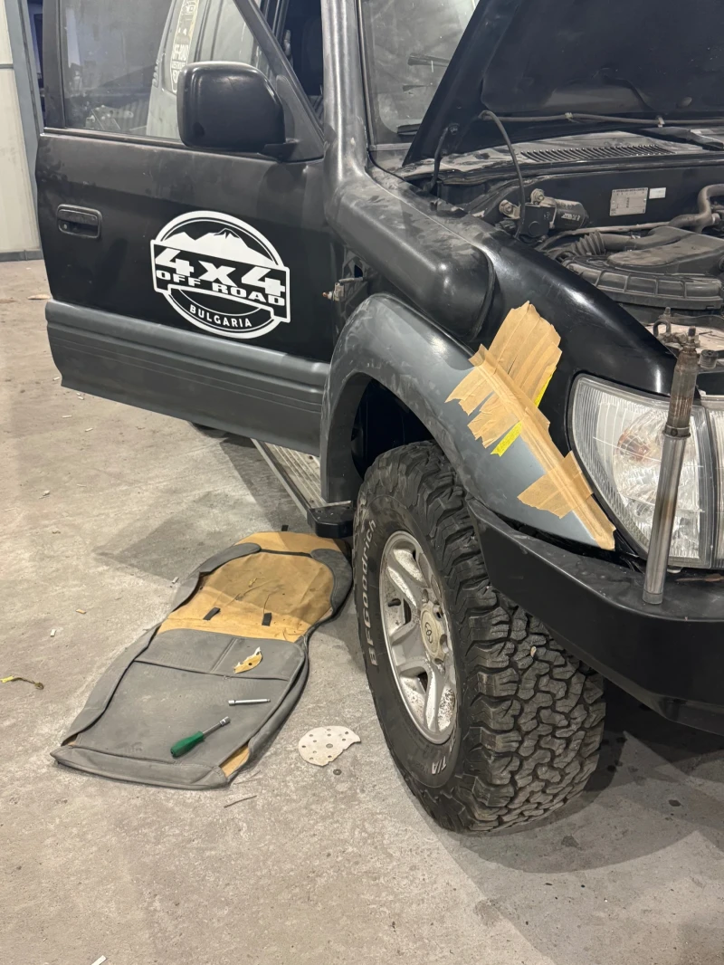 Toyota Land cruiser J90, снимка 14 - Автомобили и джипове - 52680601