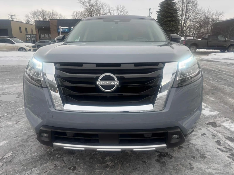 Nissan Pathfinder * Platinum * CARFAX * БЕЗ ПЪРВОНАЧАЛНА ВНОСКА, снимка 6 - Автомобили и джипове - 53076992