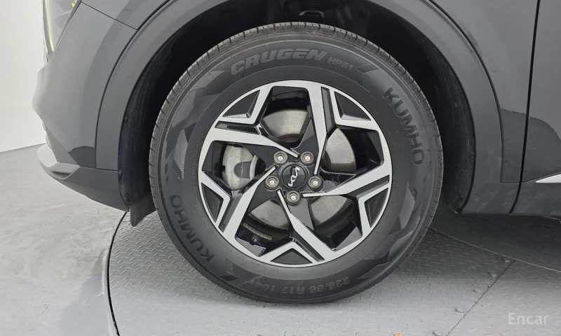 Kia Sportage, снимка 5 - Автомобили и джипове - 53122617