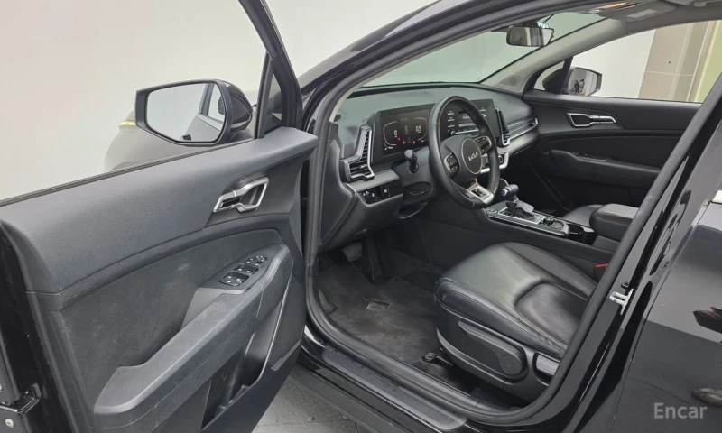 Kia Sportage, снимка 10 - Автомобили и джипове - 53122617