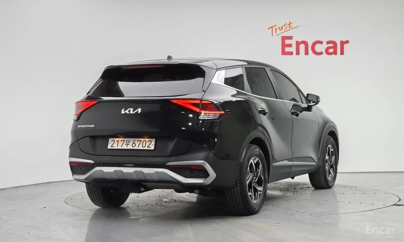 Kia Sportage, снимка 4 - Автомобили и джипове - 53122617