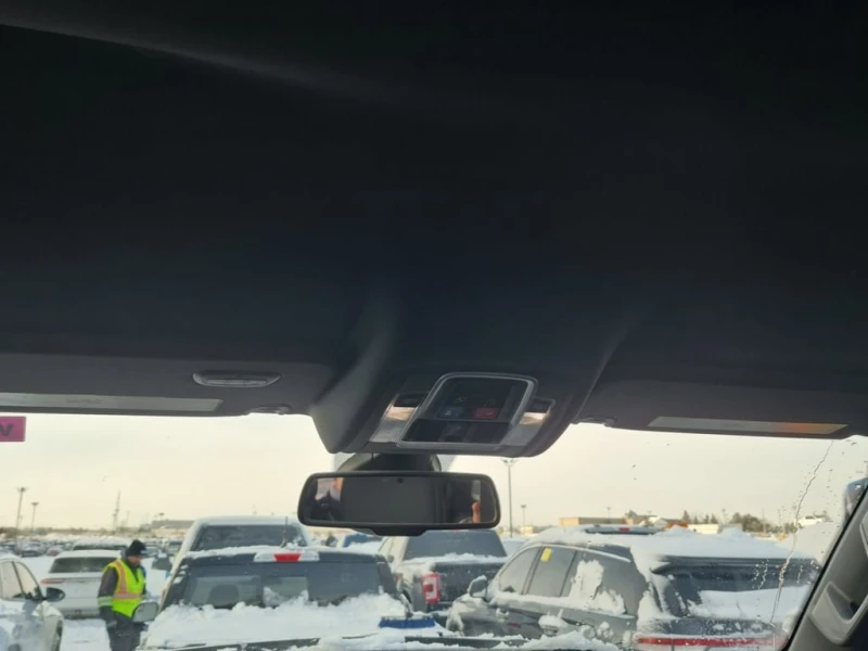 Dodge RAM 1500 * SPORT CREW CAB SHORT BED * CARFAX * БЕЗ ПЪРВОНАЧ, снимка 12 - Автомобили и джипове - 53245259