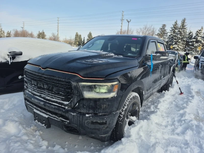 Dodge RAM 1500 * SPORT CREW CAB SHORT BED * CARFAX * БЕЗ ПЪРВОНАЧ