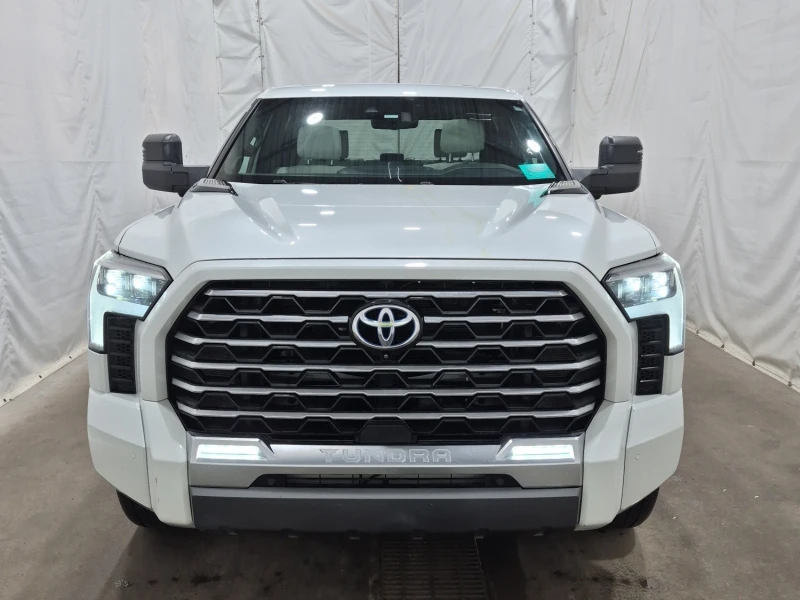 Toyota Tundra * * CARFAX * * АВТО КРЕДИТ * * , снимка 2 - Автомобили и джипове - 53405511