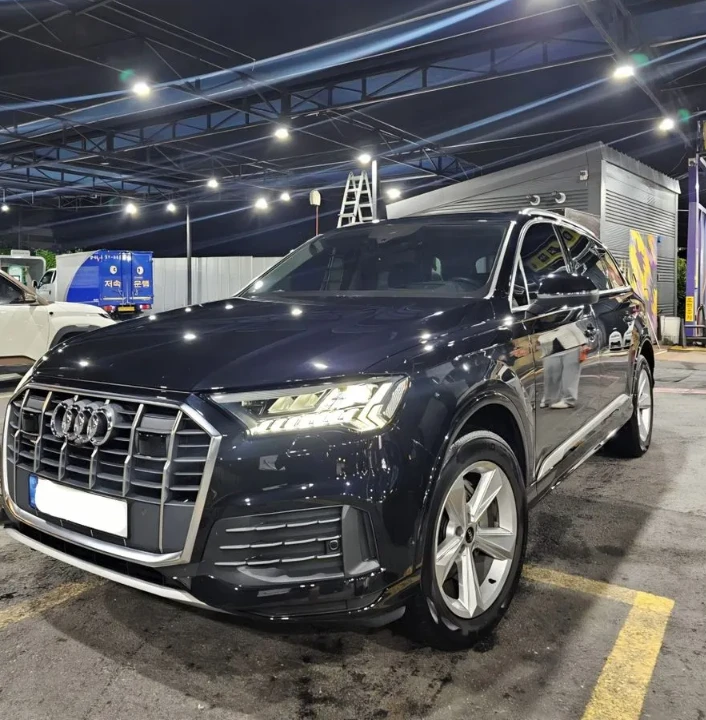 Audi Q7 DISTR | FULL LED, снимка 2 - Автомобили и джипове - 55048390
