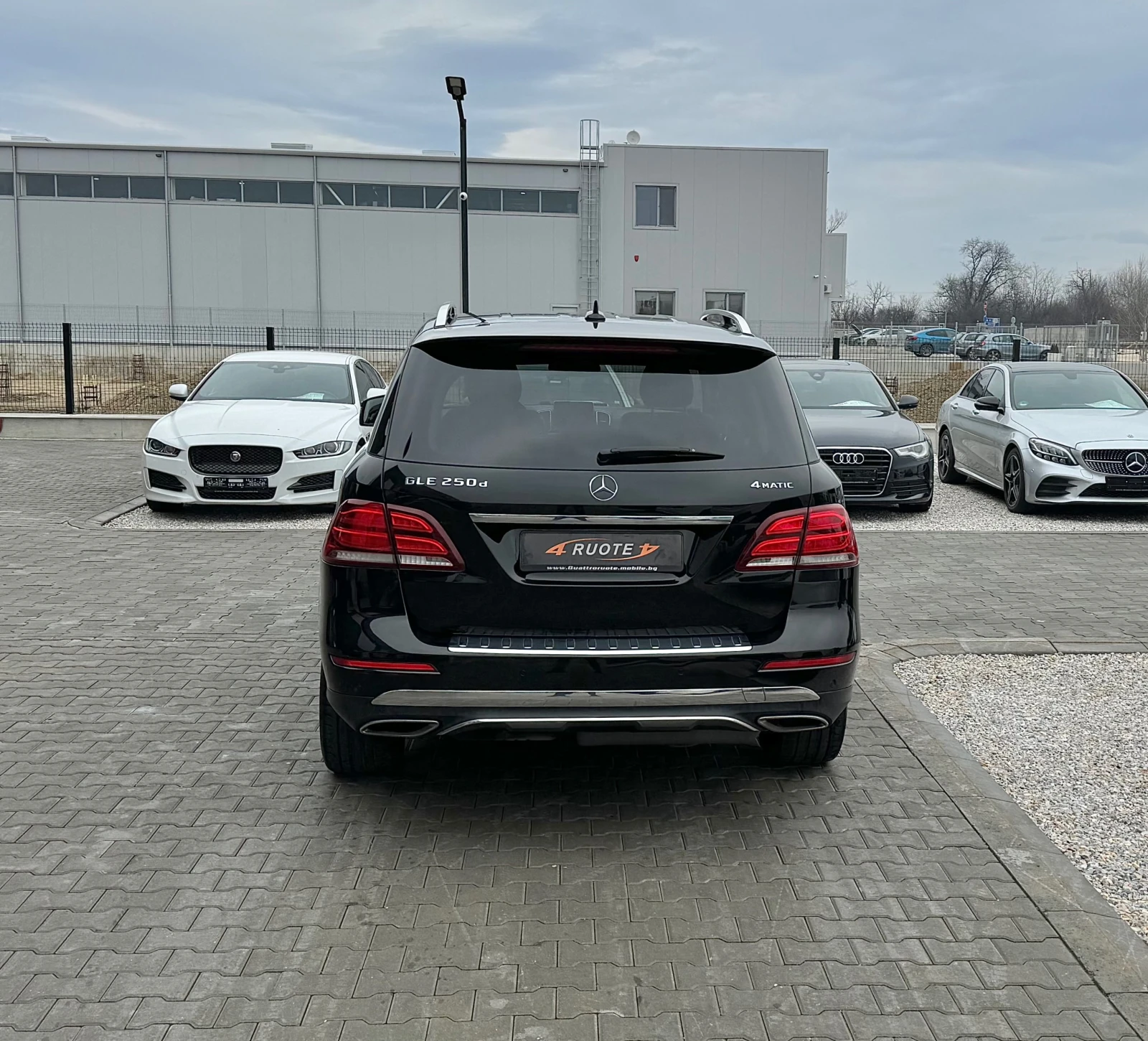 Mercedes-Benz GLE 250 d, снимка 5 - Автомобили и джипове - 43774733