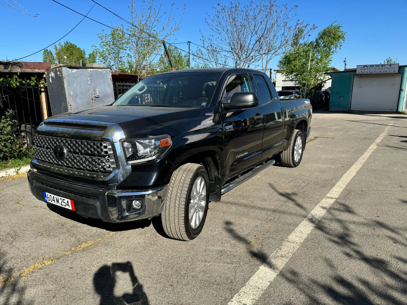 Toyota Tundra 5.7i/4x4 - изображение 2