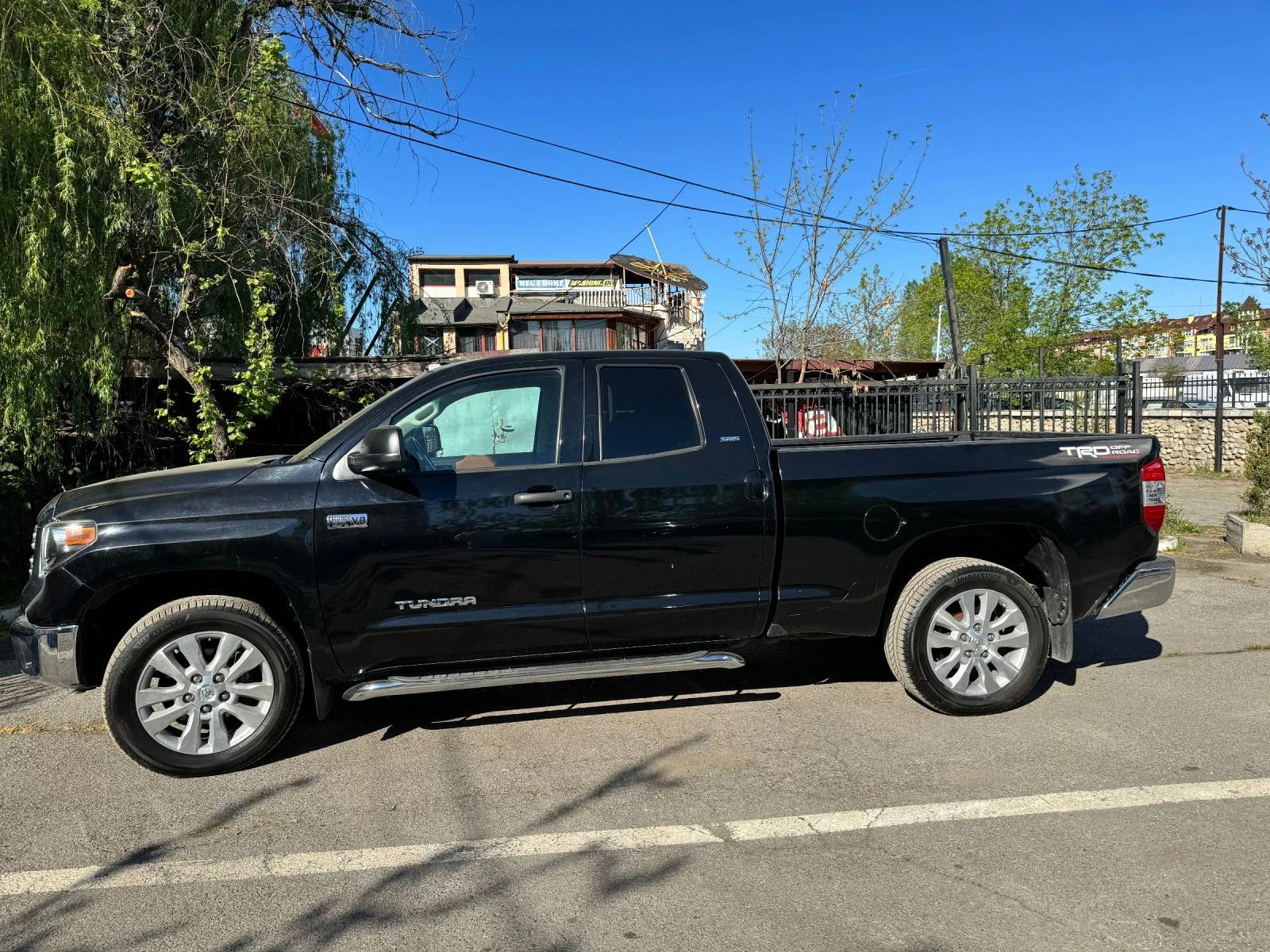 Toyota Tundra 5.7i/4x4 - изображение 4