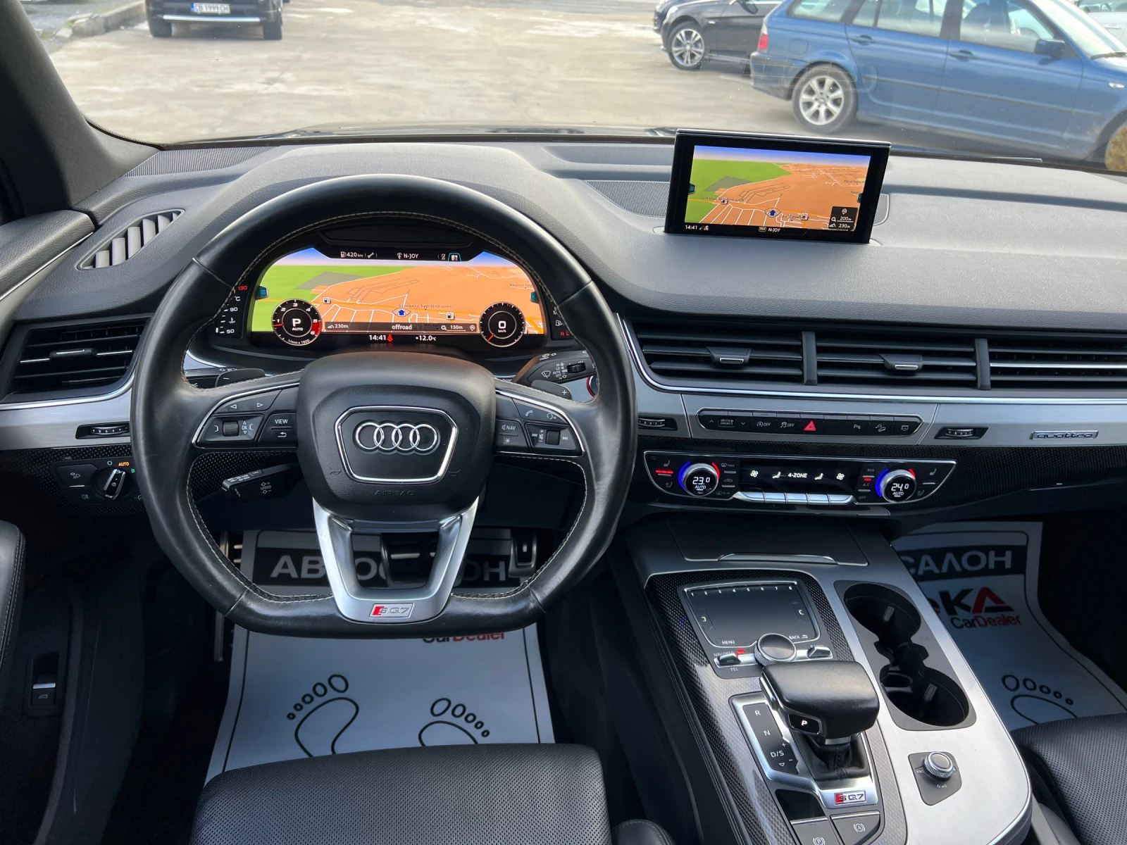 Audi SQ7 4.0TDI-435кс= ПАНОРАМА= DIGITAL= MASSAGE= ОБДУХВАН - изображение 10