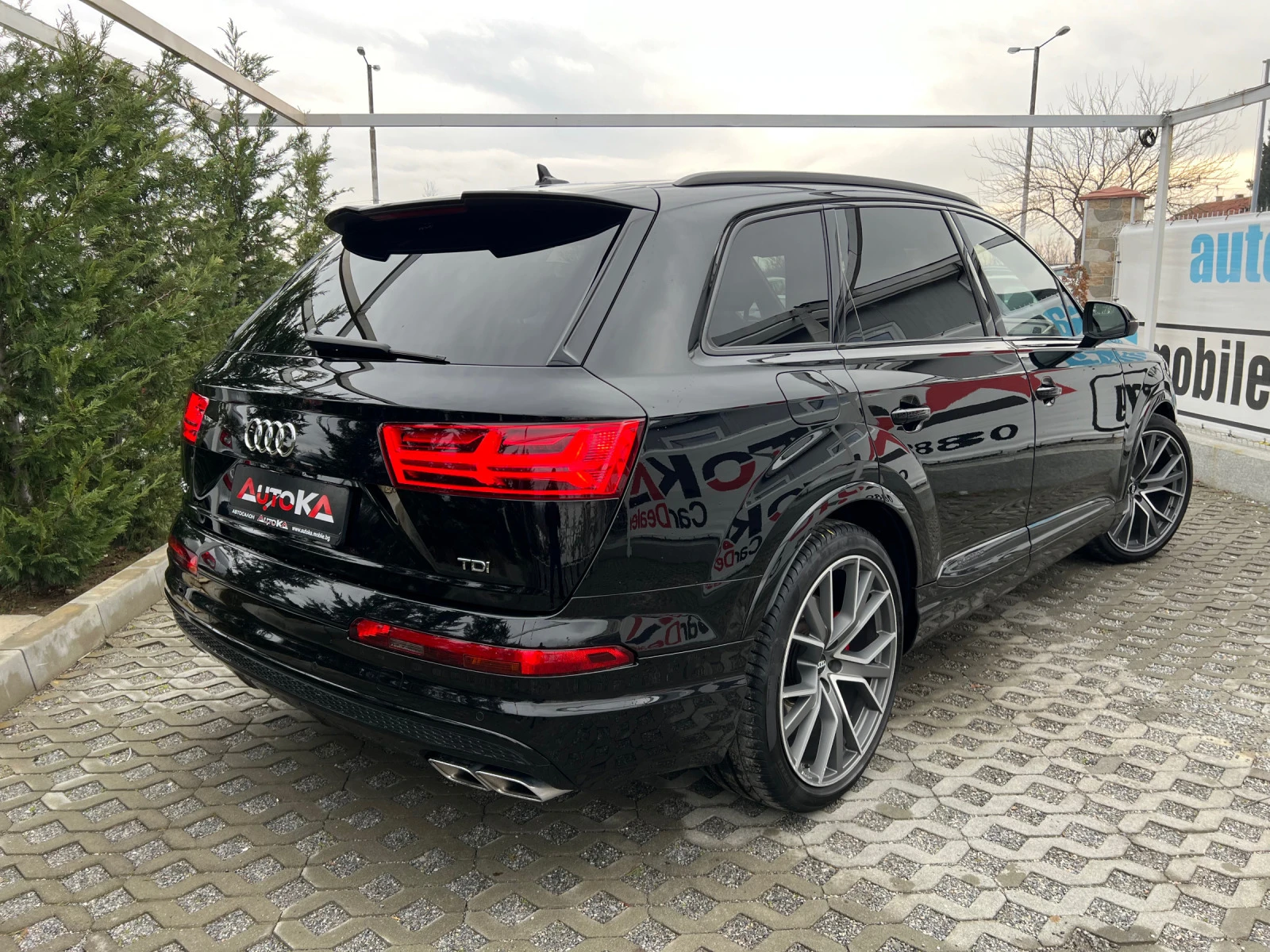 Audi SQ7 4.0TDI-435кс= ПАНОРАМА= DIGITAL= MASSAGE= ОБДУХВАН - изображение 3