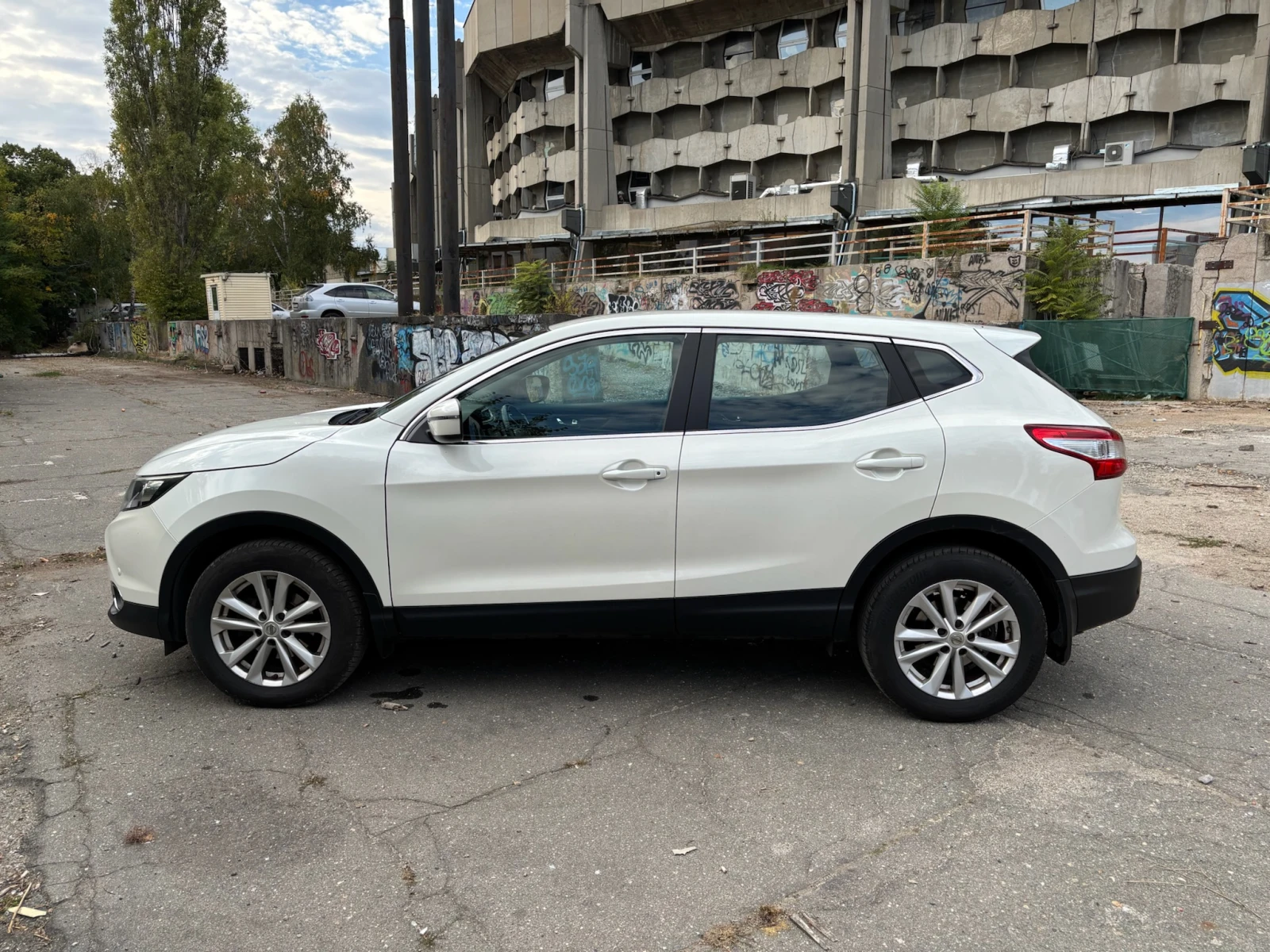 Nissan Qashqai 1.2 CVT 6 M/T - изображение 7