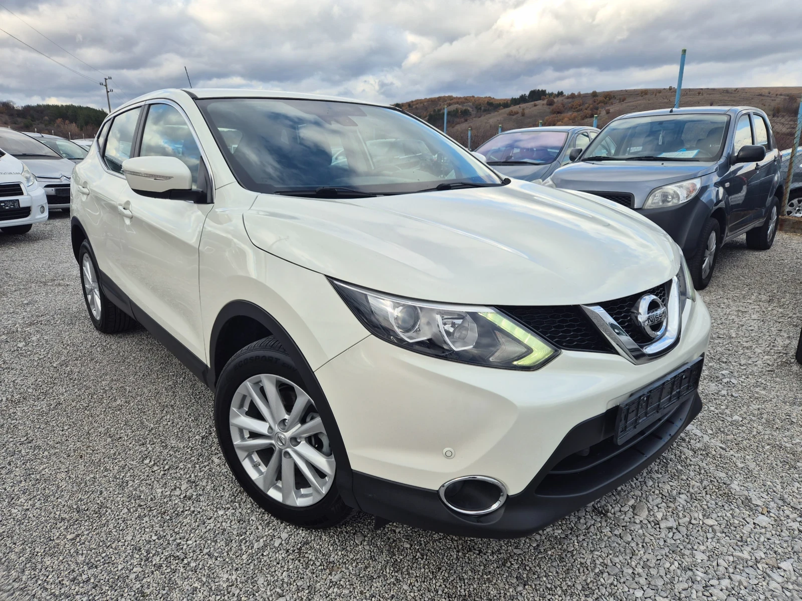 Nissan Qashqai 1.6 DCi Auto!!! - изображение 2