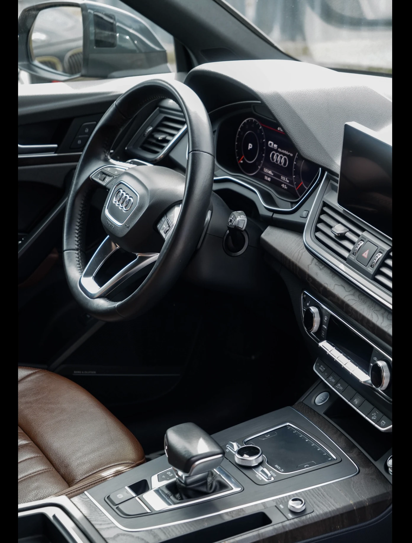 Audi Q5 Premium Plus Диг.табло* B&O* M.Toчка* Пано*  - изображение 3