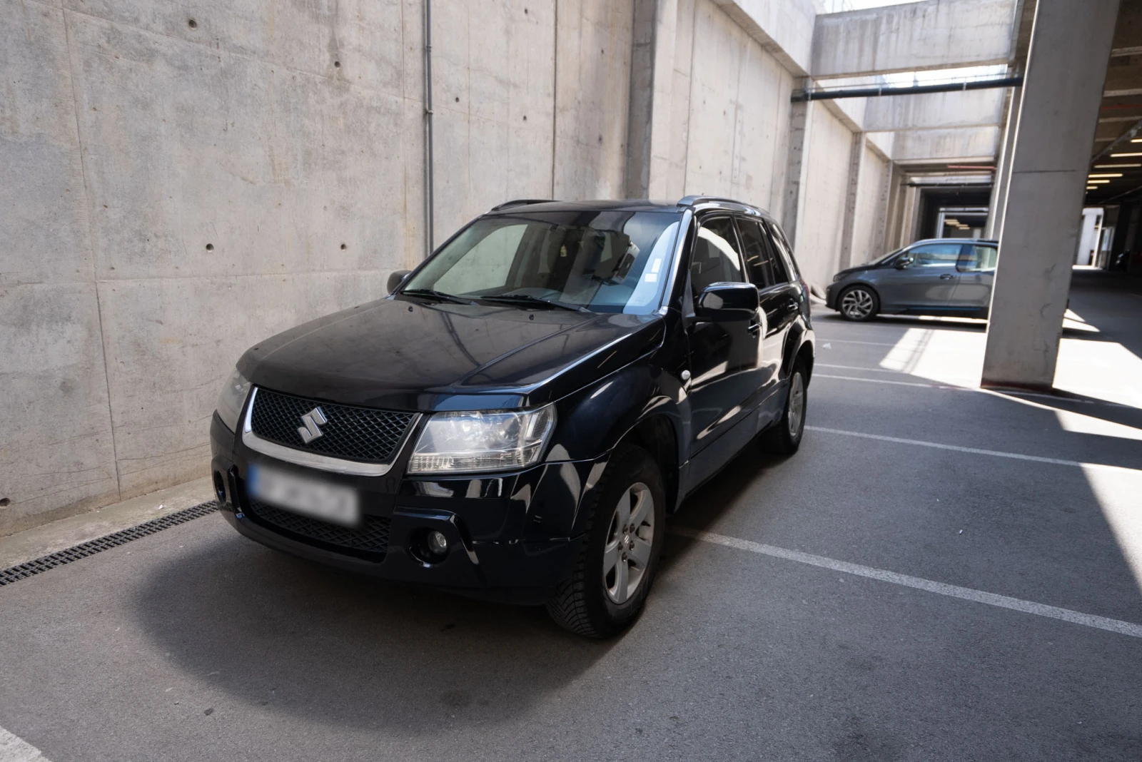 Suzuki Grand vitara 2.0 Бензин + CarPlay - изображение 2