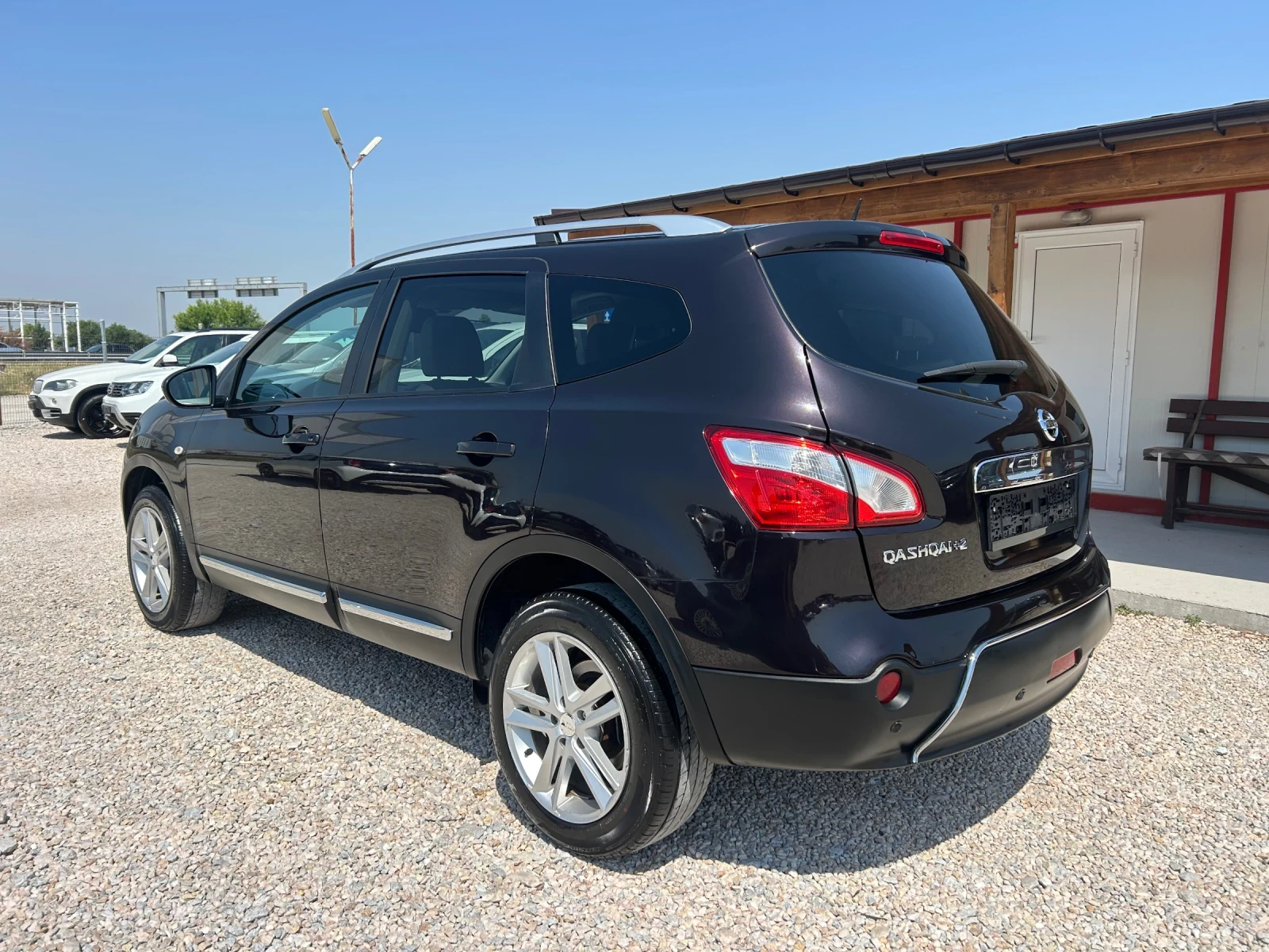 Nissan Qashqai + 2* 2.0D* 150к.с* 4х4* Панорама* 7-местен - изображение 3