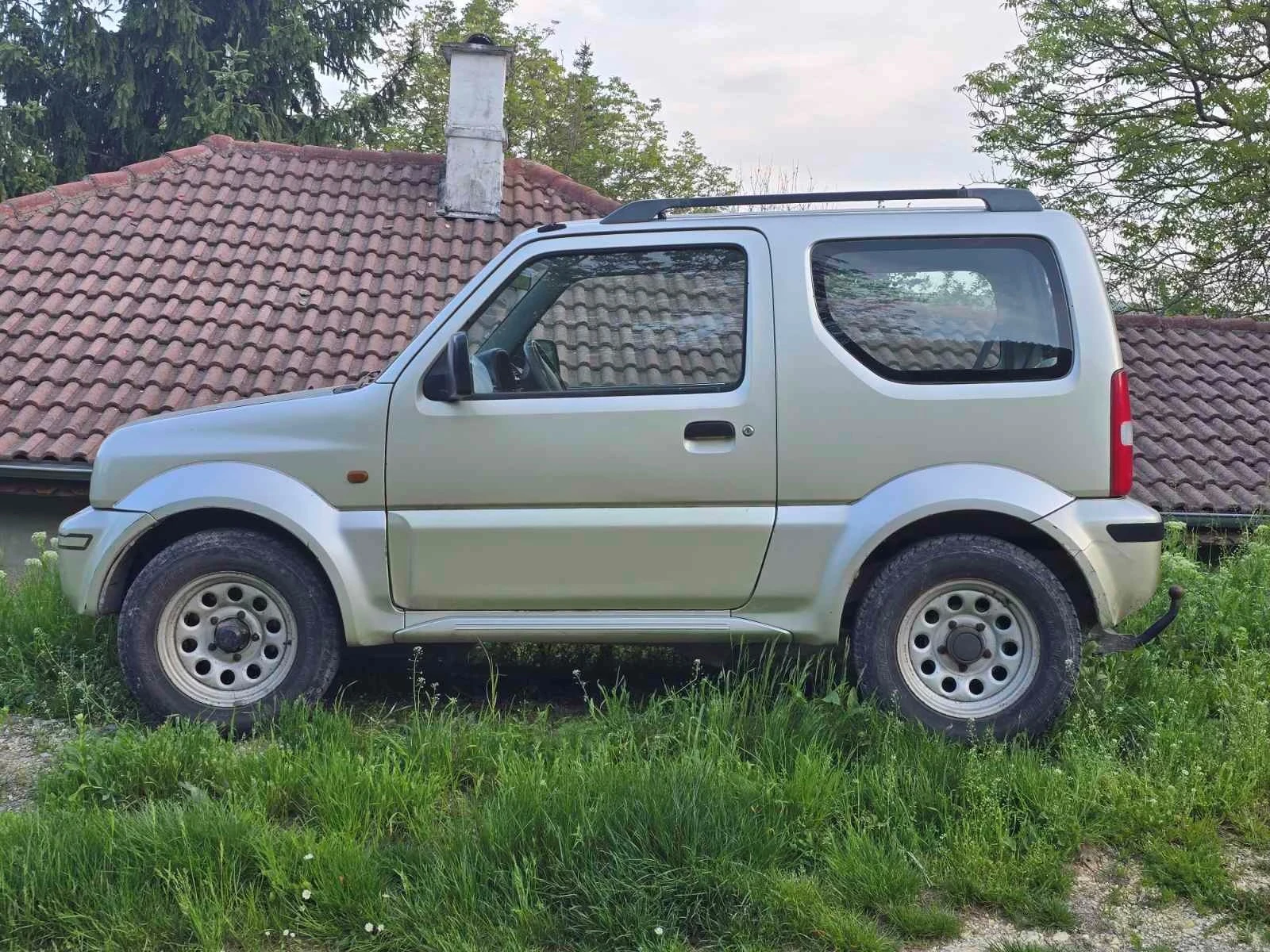 Suzuki Jimny, снимка 3 - Автомобили и джипове - 53811281