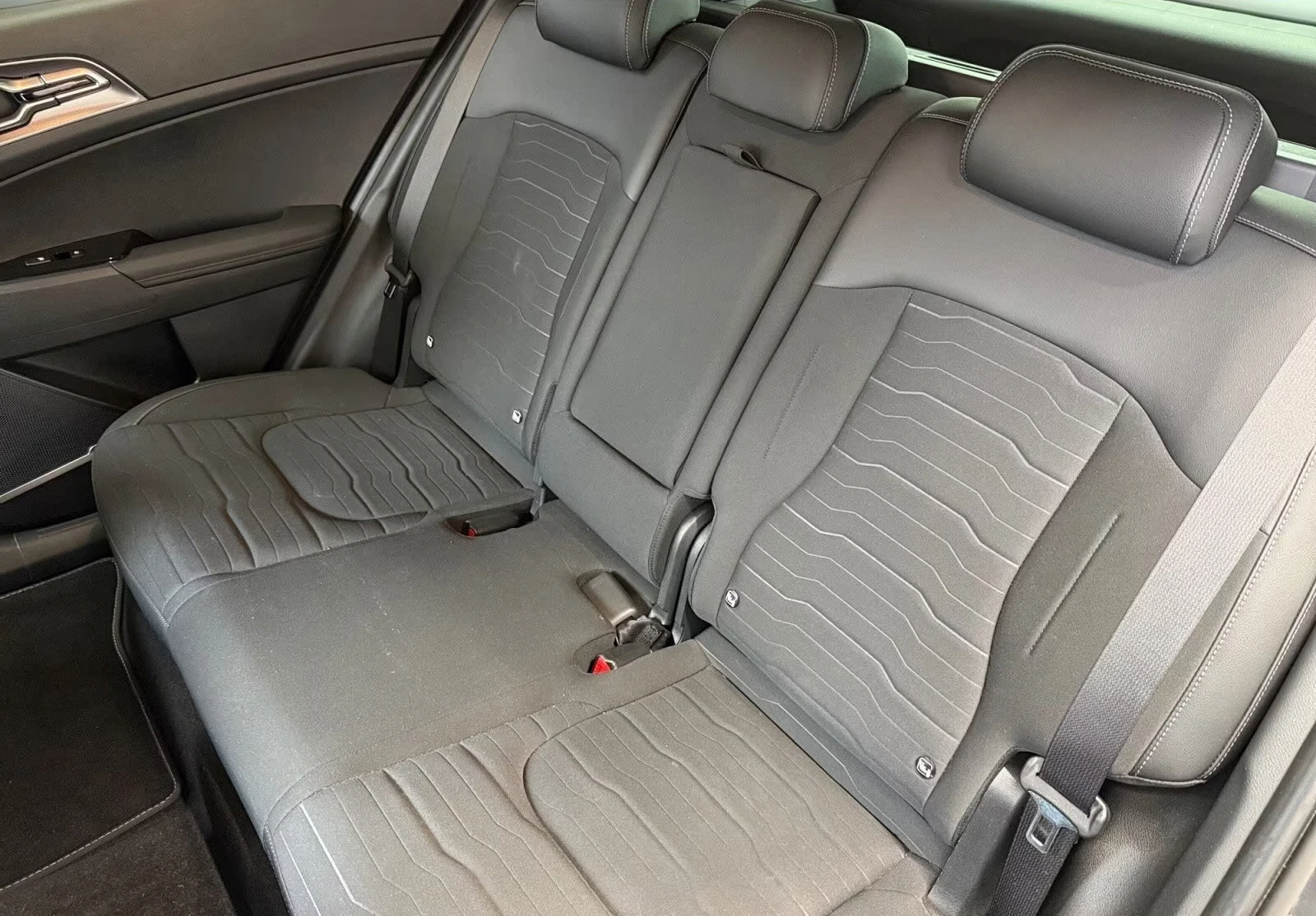 Kia Sportage 1.6PHEV/265HP/VISION/AWD/LED/CAM/NAVI/488g | Mobile.bg   13