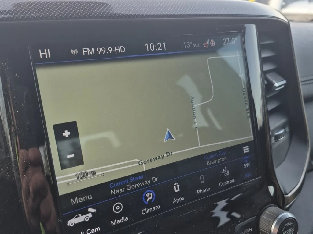 Dodge RAM 1500 * SPORT CREW CAB SHORT BED * CARFAX * БЕЗ ПЪРВОНАЧ - изображение 10