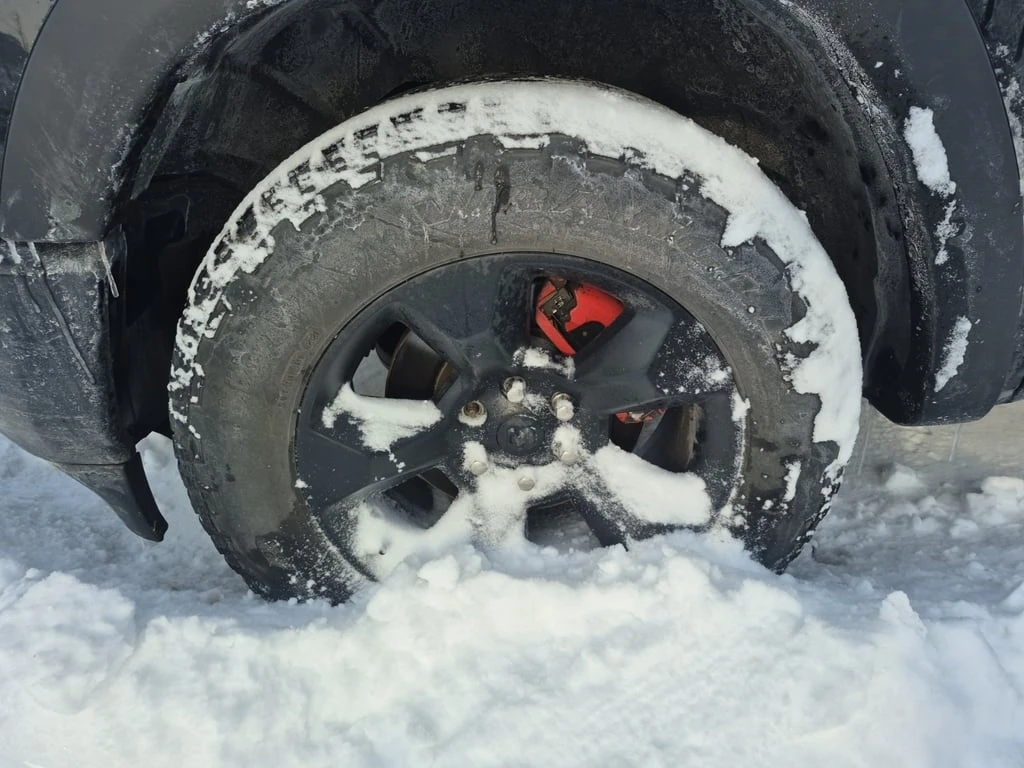 Dodge RAM 1500 * SPORT CREW CAB SHORT BED * CARFAX * БЕЗ ПЪРВОНАЧ - изображение 6