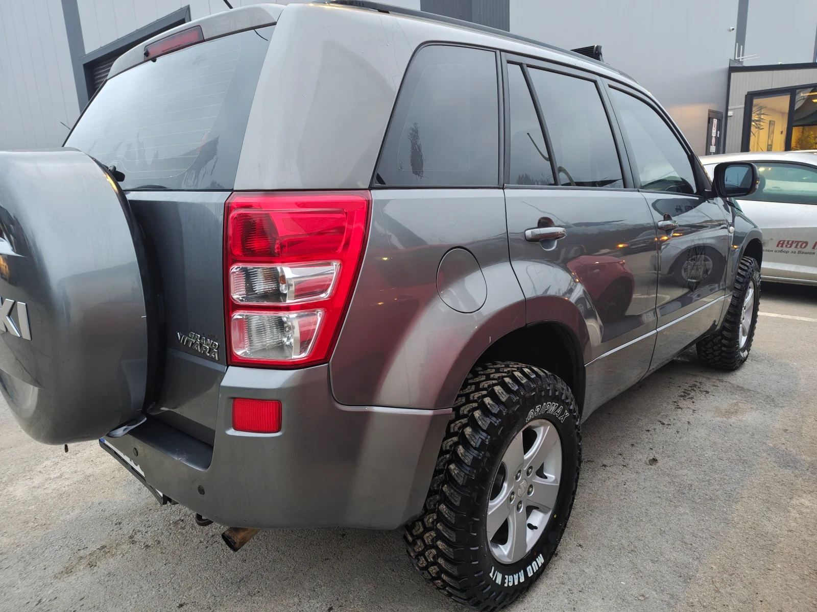 Suzuki Grand vitara 1.9 Did 4x4 off-road, снимка 3 - Автомобили и джипове - 53932073