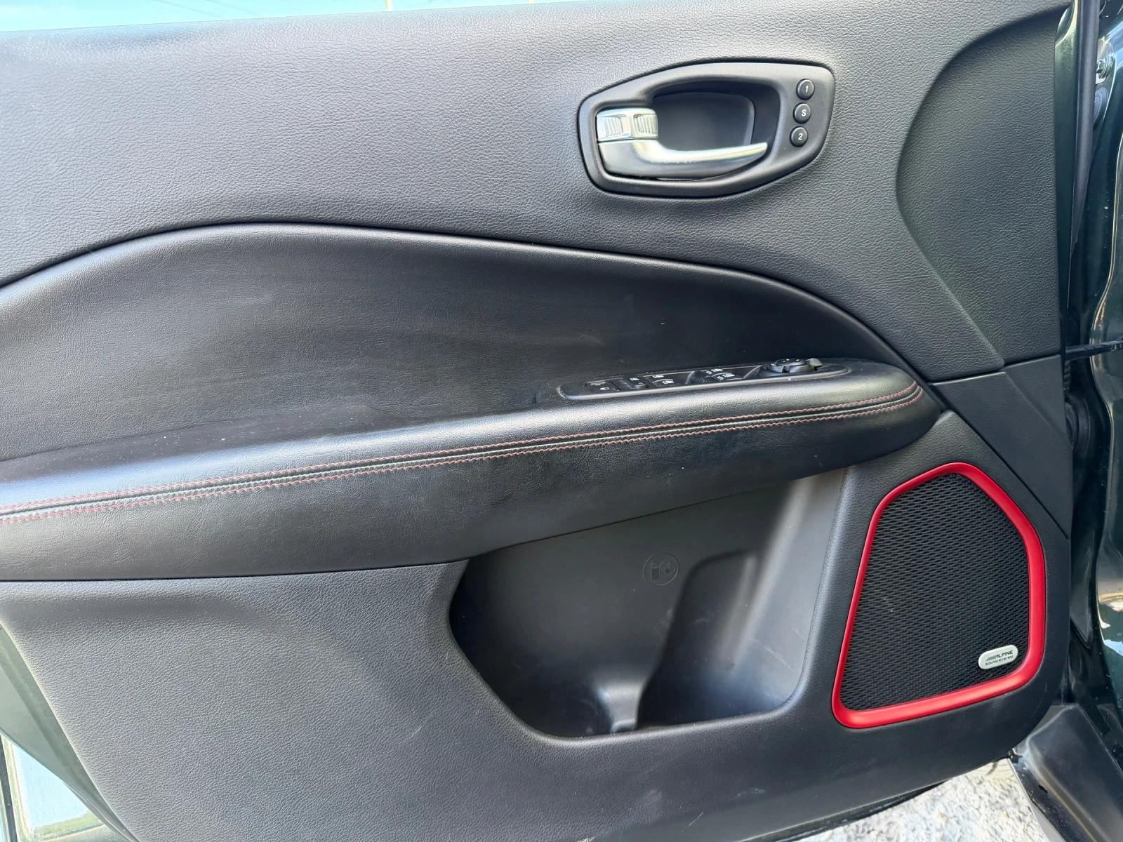 Jeep Compass 4Xe-Plug-in Hibrid.TRAIL-HAWK | Mobile.bg � ����������� 16