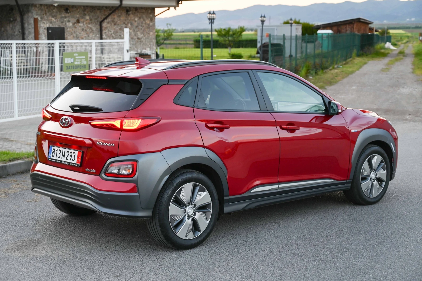 Hyundai Kona 64kw* Камера* 100%SOH* ТЕРМОПОМПА, снимка 5 - Автомобили и джипове - 54445720