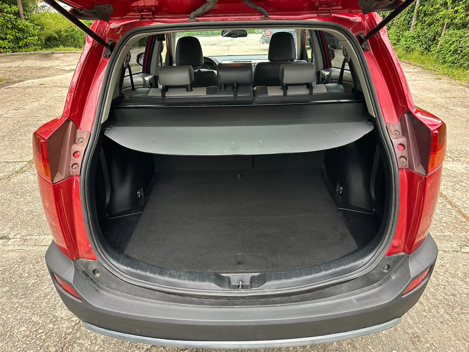 Toyota Rav4 2.2d4d 150кс автоматик, снимка 14 - Автомобили и джипове - 54898940