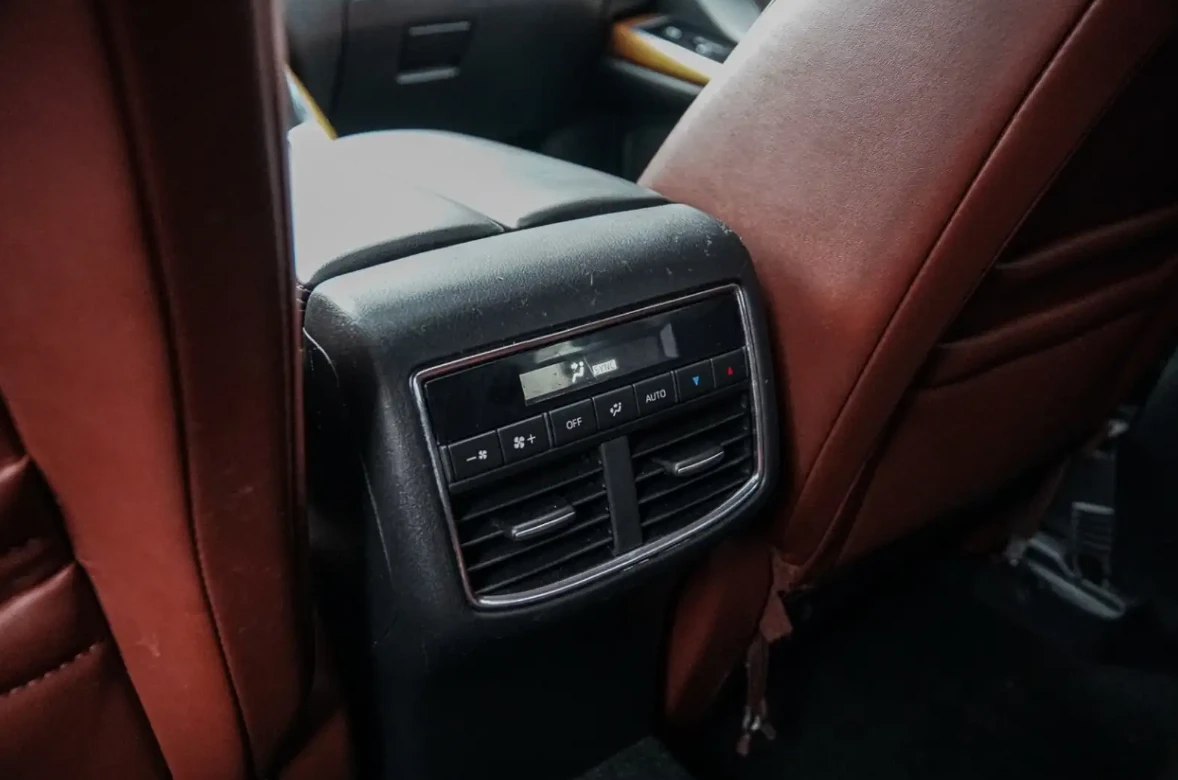 Mazda CX-9 Signature/Bose/Head Up, снимка 15 - Автомобили и джипове - 55001033