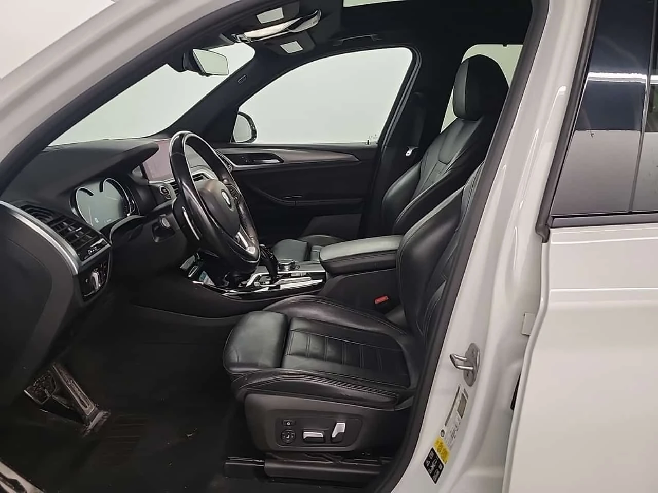 BMW X3  XDRIVE30I  М-PACK / HUD / PANO / 2 КЛЮЧА , снимка 8 - Автомобили и джипове - 55542138