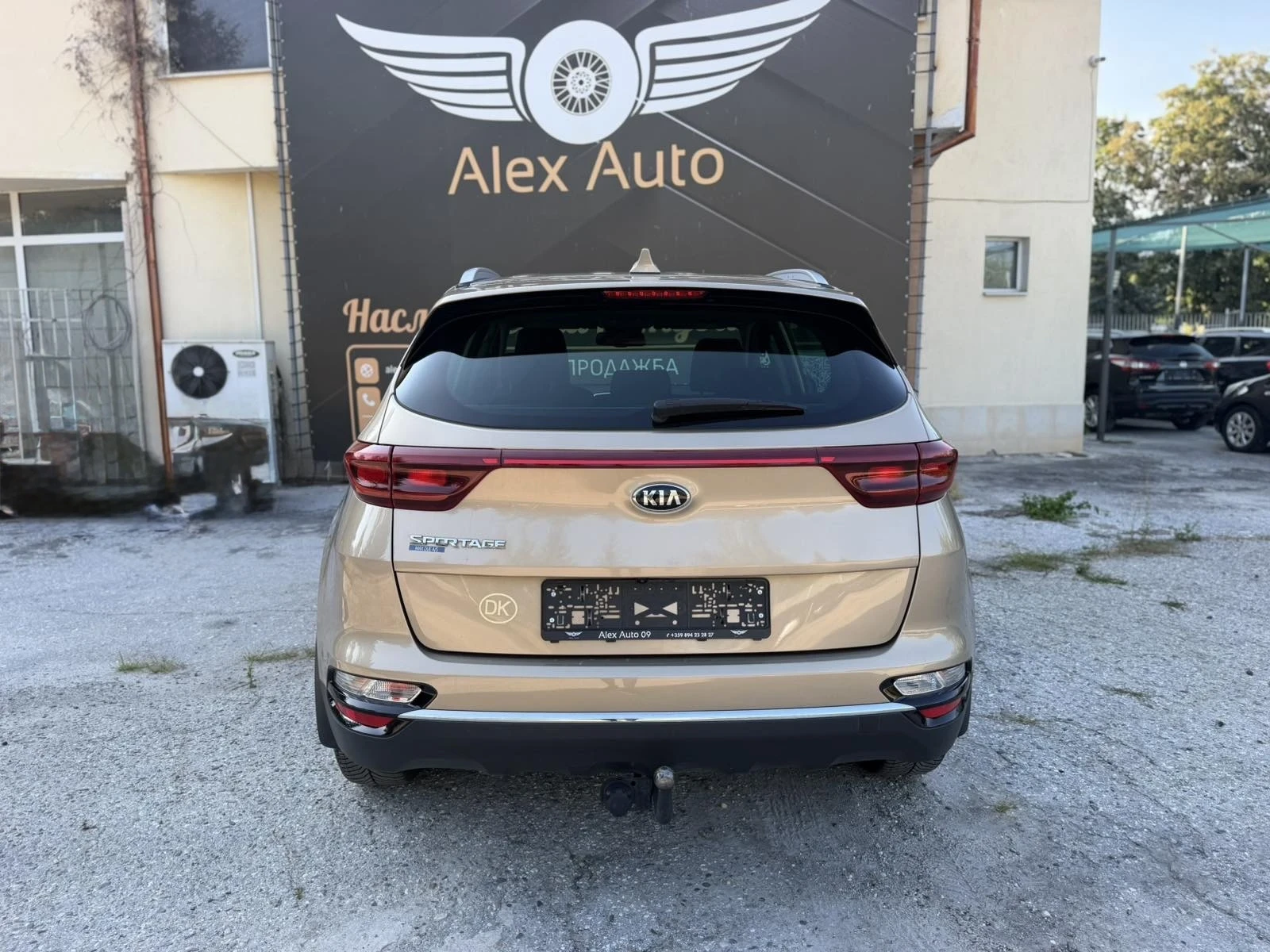 Kia Sportage 1.6 CRDI / MHEV / Лизинг, снимка 6 - Автомобили и джипове - 55617626