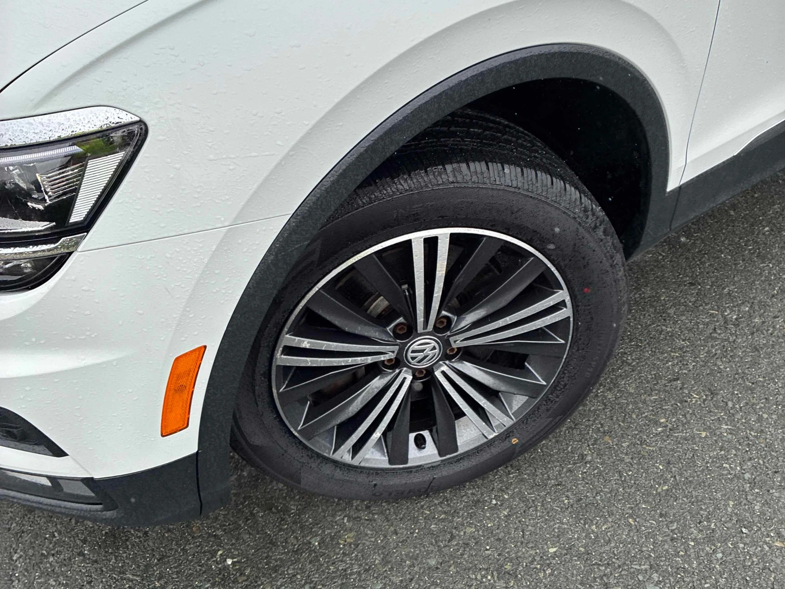 VW Tiguan * Highline * CARFAX * ОПЦИЯ ЗА ФИНАНСИРАНЕ * , снимка 7 - Автомобили и джипове - 55824123