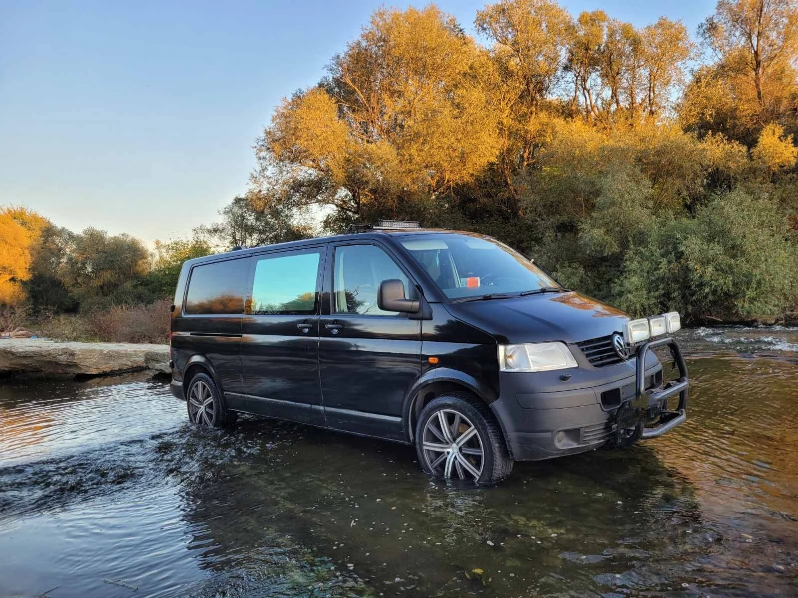 VW Transporter T5 TDI 2, 5 4x4 - изображение 2