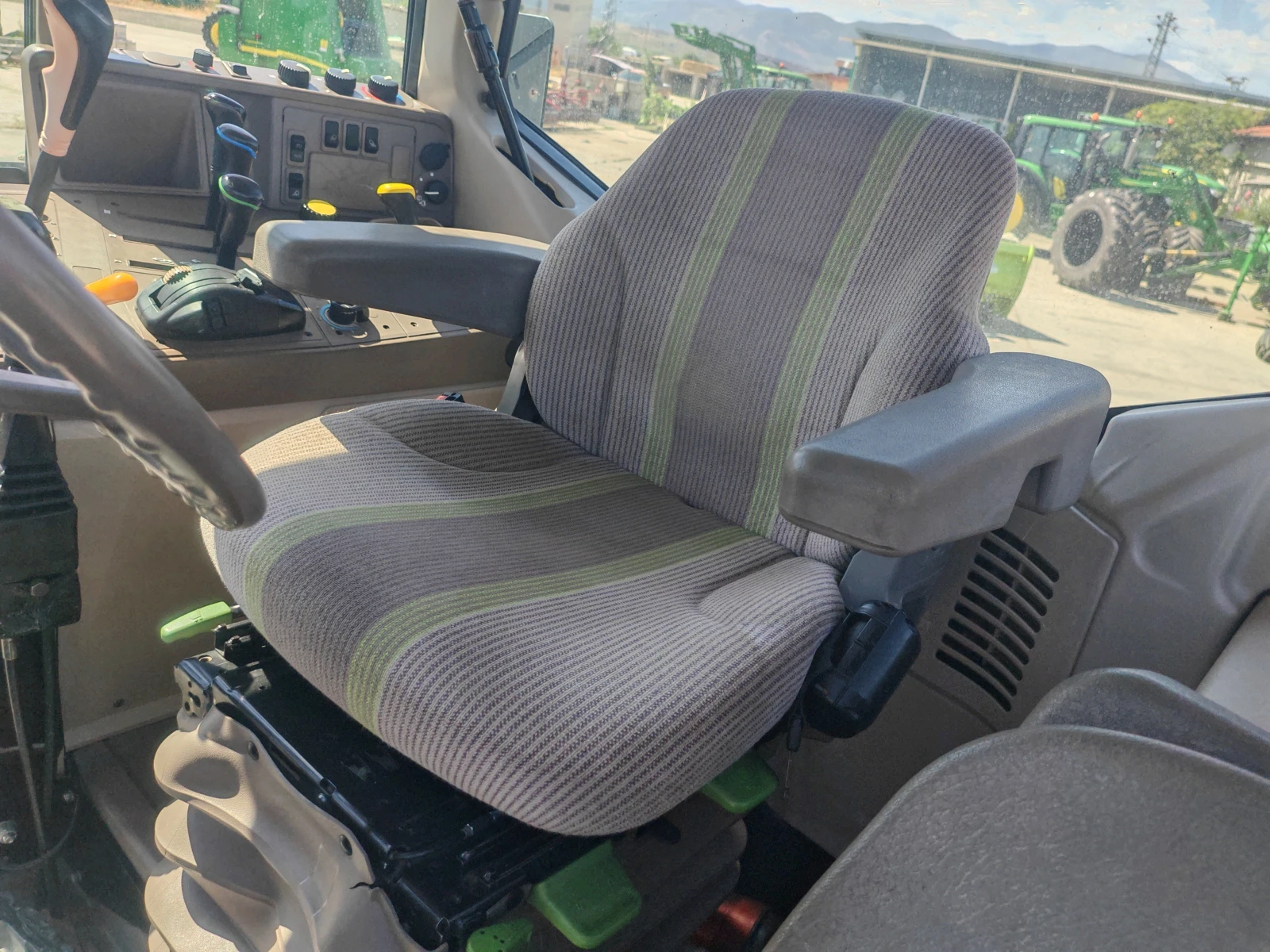 ������� John Deere 6630 TLS ������ � ������������ ������ 20% | Mobile.bg � ����������� 14