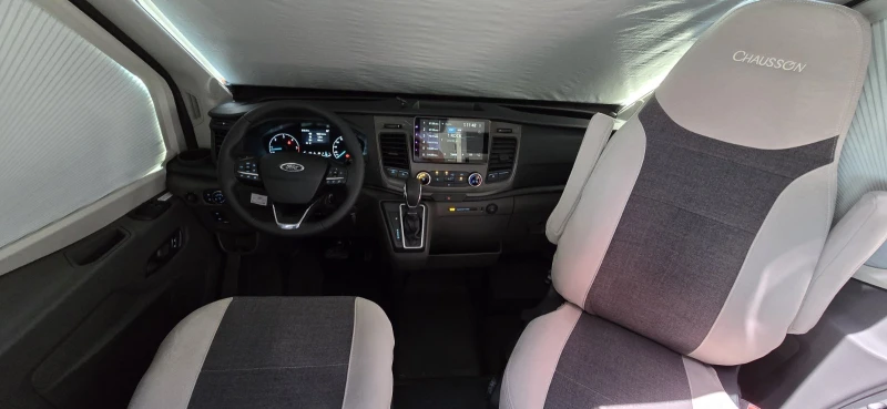 Кемпер Chausson 777 Automatic , снимка 4 - Каравани и кемпери - 51699816