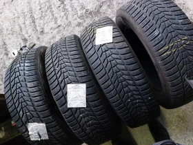 Гуми Зимни 215/65R17, снимка 1 - Гуми и джанти - 48830315