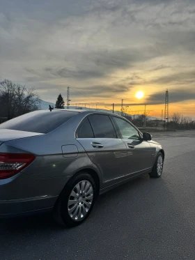 Mercedes-Benz C 220, снимка 9